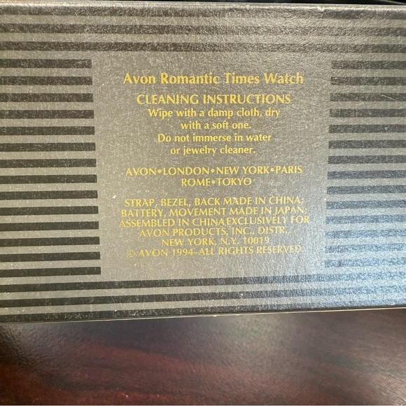 Avon Black Leather Strap Watch “Romantic Times” NIB 1994 - Picture 3 of 6